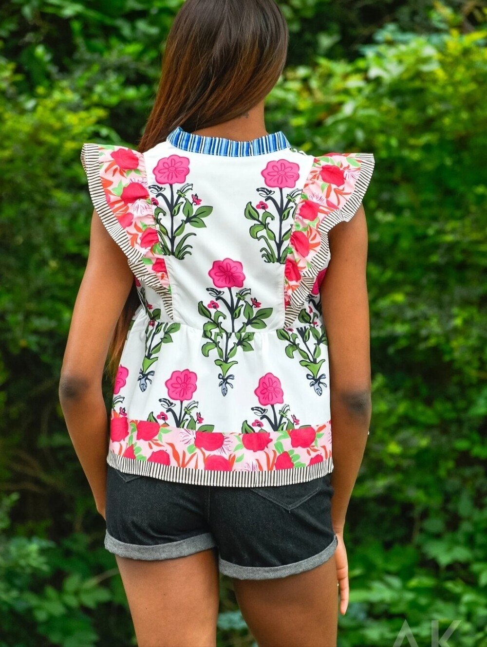 THML Pink Mixed Print Flutter Sleeve Boho Blouse - Size Large - Picture 8 of 8